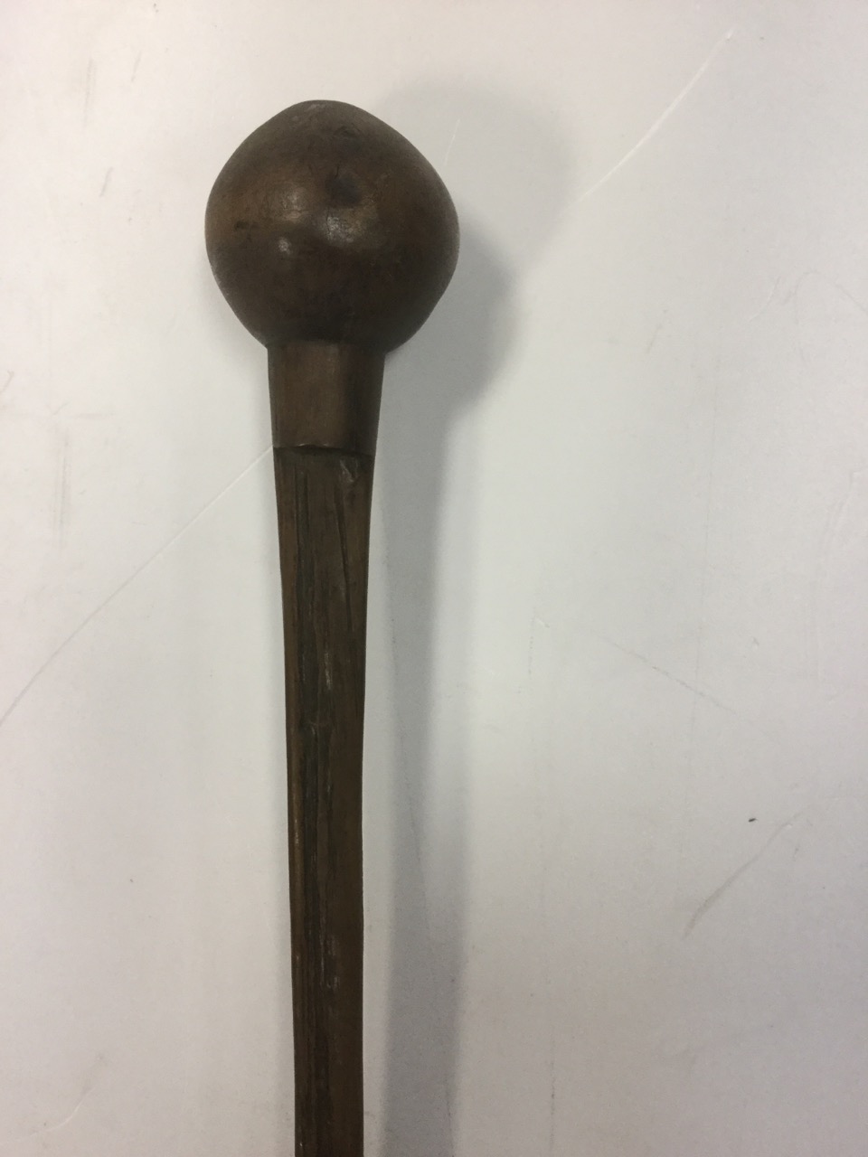 A hardwood knobkerry, with ball on tapering shaft cut with two notches. (24.5in) - Image 2 of 3