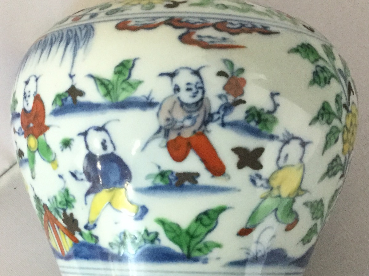 A Chinese doucai vase of bulbous form with Chenghua six character mark to base, the tapering - Image 3 of 3