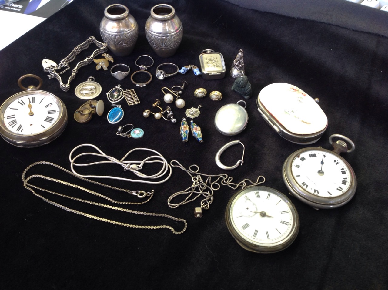 Miscellaneous silver and jewellery including earrings, pocket watches, bracelets, rings, pendants, - Image 2 of 3