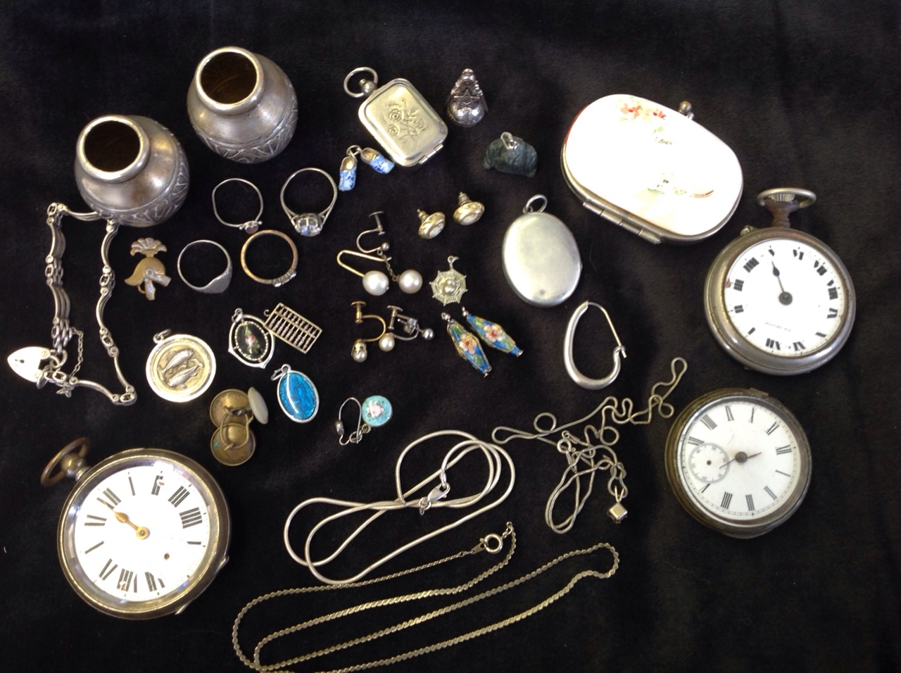 Miscellaneous silver and jewellery including earrings, pocket watches, bracelets, rings, pendants, - Image 3 of 3