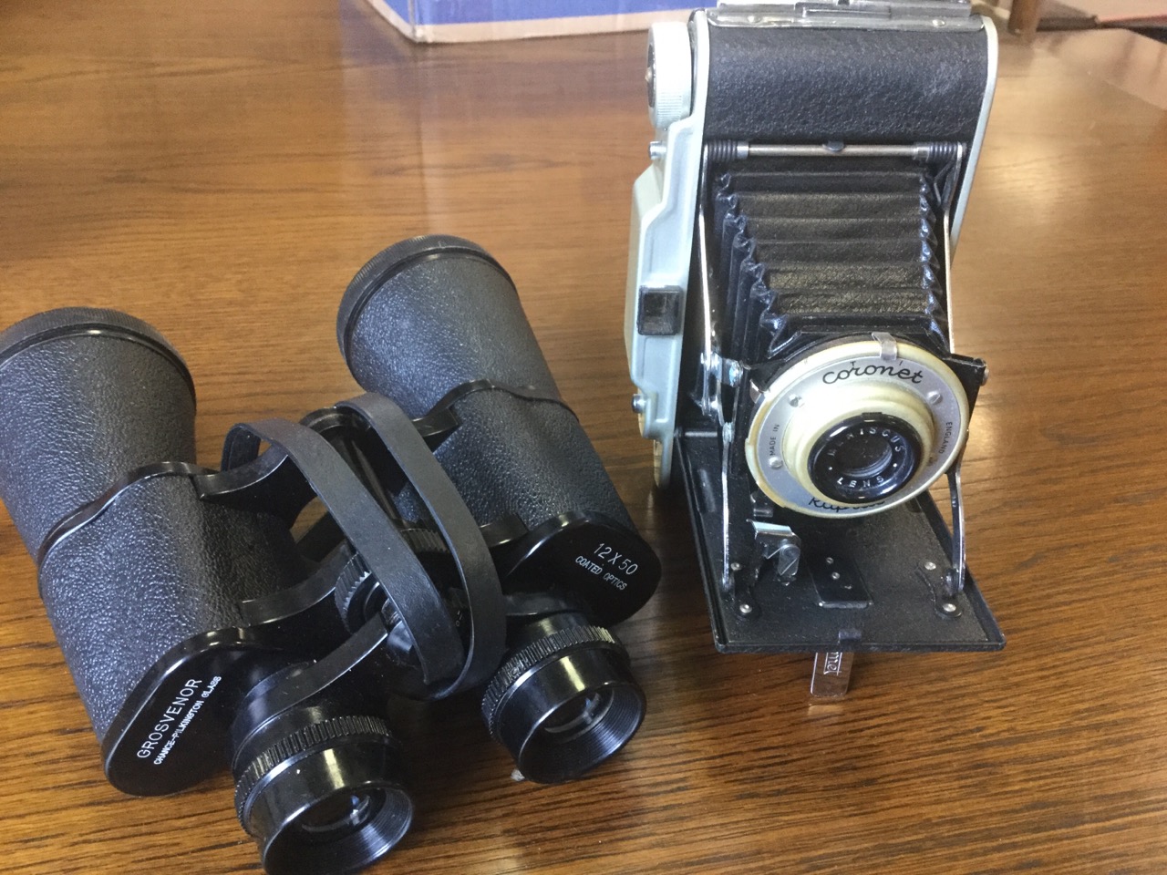 A Coronet Rapide camera with concertina action complete with case; and a pair of Grosvenor - Image 3 of 3