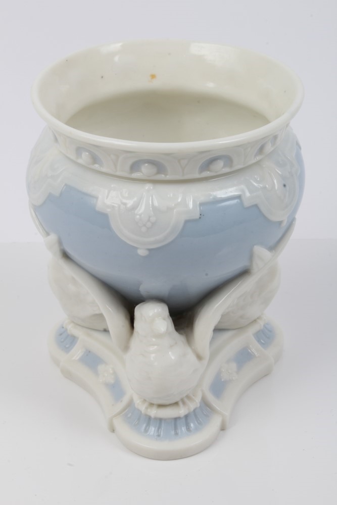 Victorian Minton porcelain vase in pale blue and white, - Image 2 of 4