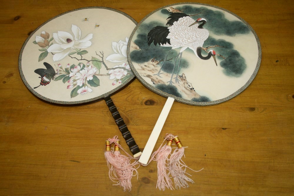 Vintage Chinese hand-painted silk hand-held circular face screens,