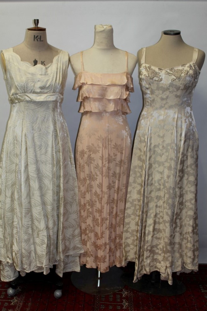 Ladies' vintage circa 1940s - 1960s evening gowns and day dresses, - Image 4 of 4