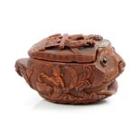 Good quality late 18th / early 19th century carved coquilla nut snuff box,