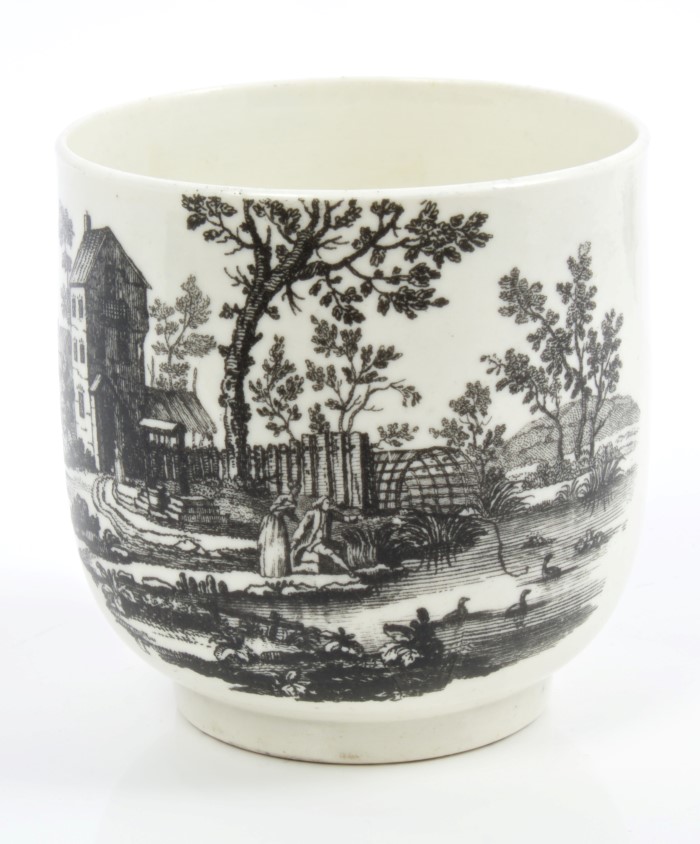 18th century Worcester beaker with Hancock printed 'Three Fishers' pattern decoration, circa 1760,