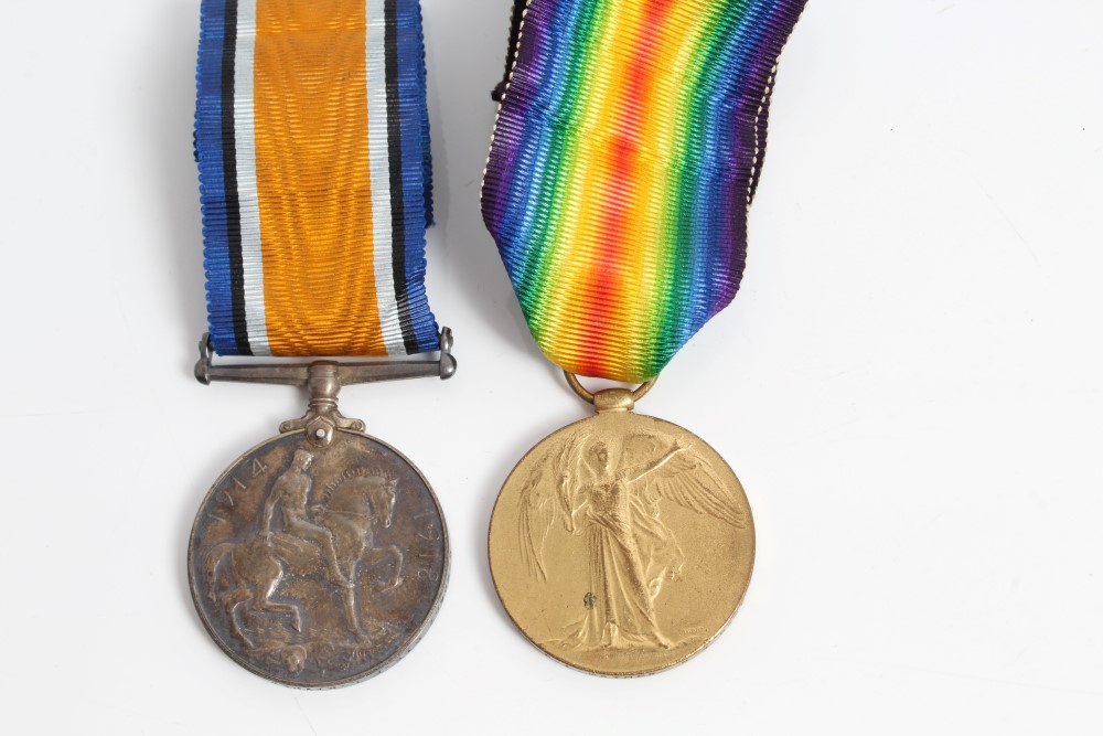 First World War pair medals - comprising War and Victory, named to G-28487 PTE. F. L. Mayhew. R.W.