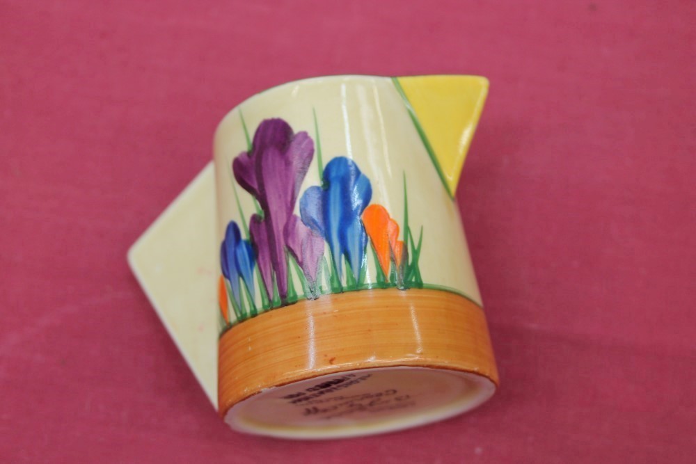 Early 1930s Clarice Cliff Bizarre range Crocus pattern jug and two Clarice Cliff Bizarre range pine - Image 3 of 13