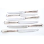 Six contemporary silver table knives with fiddle pattern handles (Sheffield 1992), maker - H.