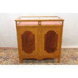 Good quality modern bespoke satinwood and chequer-inlaid display cabinet,