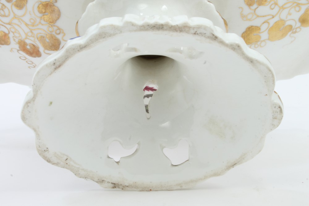 Early 19th century George Grainger botanical oval tazza with twin scroll handles, - Image 6 of 6