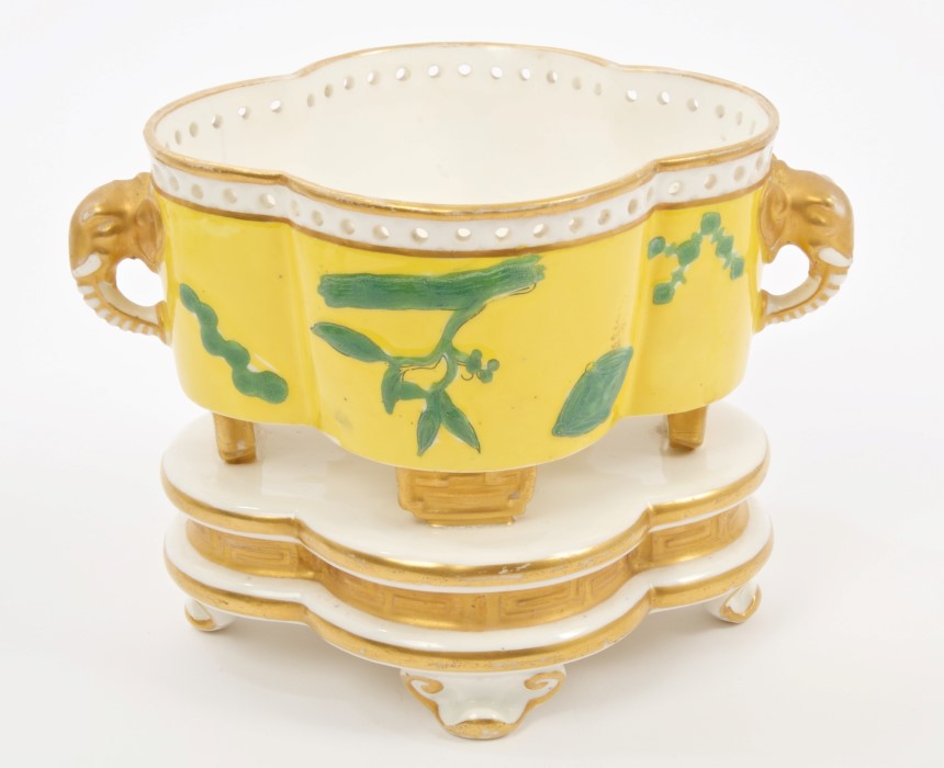 Victorian Royal Worcester yellow ground Aesthetic taste vase of Chinese tub form,