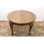 Early 20th century mahogany extending dining table,