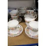 Paragon Country Lane tea set (23 pieces)