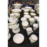 Extensive Wedgwood Chester pattern tea,