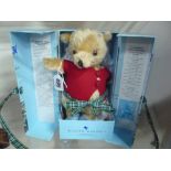A BOXED LTD EDITION MERRYTHOUGHT TEDDY BEAR, 'Mister Whoppit' No 3939 of 5000, replica of Donald