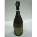 MOET ET CHANDON CUVEE DOM PERIGNON CHAMPAGNE 1962, one bottle, level low neck