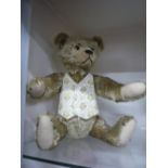 A WHITTLE-LE-WOODS TEDDY BEAR, 'gus', Ltd edition of 15, length approximately 39cm