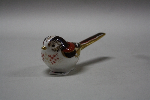 A BOXED ROYAL CROWN DERBY PAPERWEIGHT, 'Long Tailed Tit'