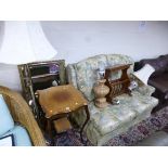 A GILT FRAMED WALL MIRROR, an Edwardian occasional table, mahogany rack, two table lamps with shades