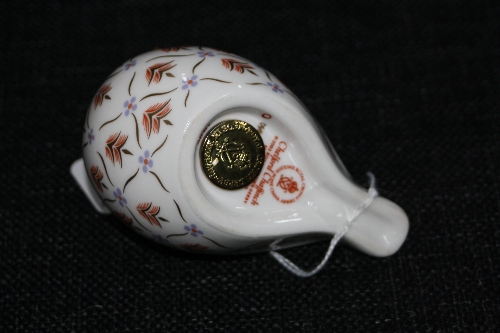A BOXED ROYAL CROWN DERBY PAPERWEIGHT, 'Chelford Chaffinch' exclusive Edition commissioned by - Image 2 of 2