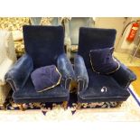 A PAIR OF 20TH CENTURY ARMCHAIRS (2)