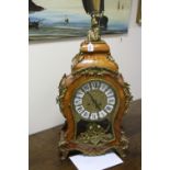 A CONTEMPORATRY FRENCH MANTEL CLOCK, of the Louis XV style with floral inlaid decoration to