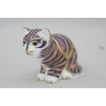 A BOXED ROYAL CROWN DERBY PAPERWEIGHT, 'Sitting Kitten'