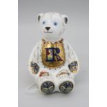 A BOXED ROYAL CROWN DERBY ALPHABET BEAR PAPERWEIGHT, 'R'