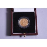 A GOLD SOVEREIGN, boxed proof 1998 certificate No 7295