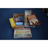 A QUANTITY OF ASSORTED GAMES AND PUZZLES ETC, to include Ariel 'Kingmaker', Waddington 'Monopoly',