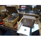 'HIS MASTERS VOICE' OAK CASED WIND UP GRAMOPHONE, and a quantity of records (handle)