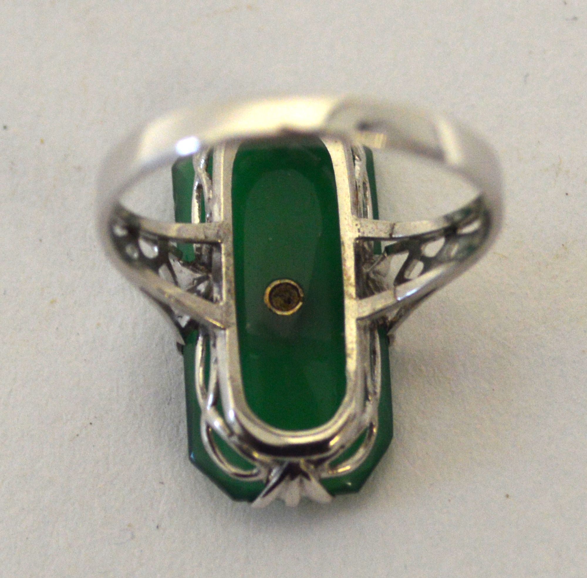 A white metal green chalcedony ring centred with a single diamond, - Image 2 of 2