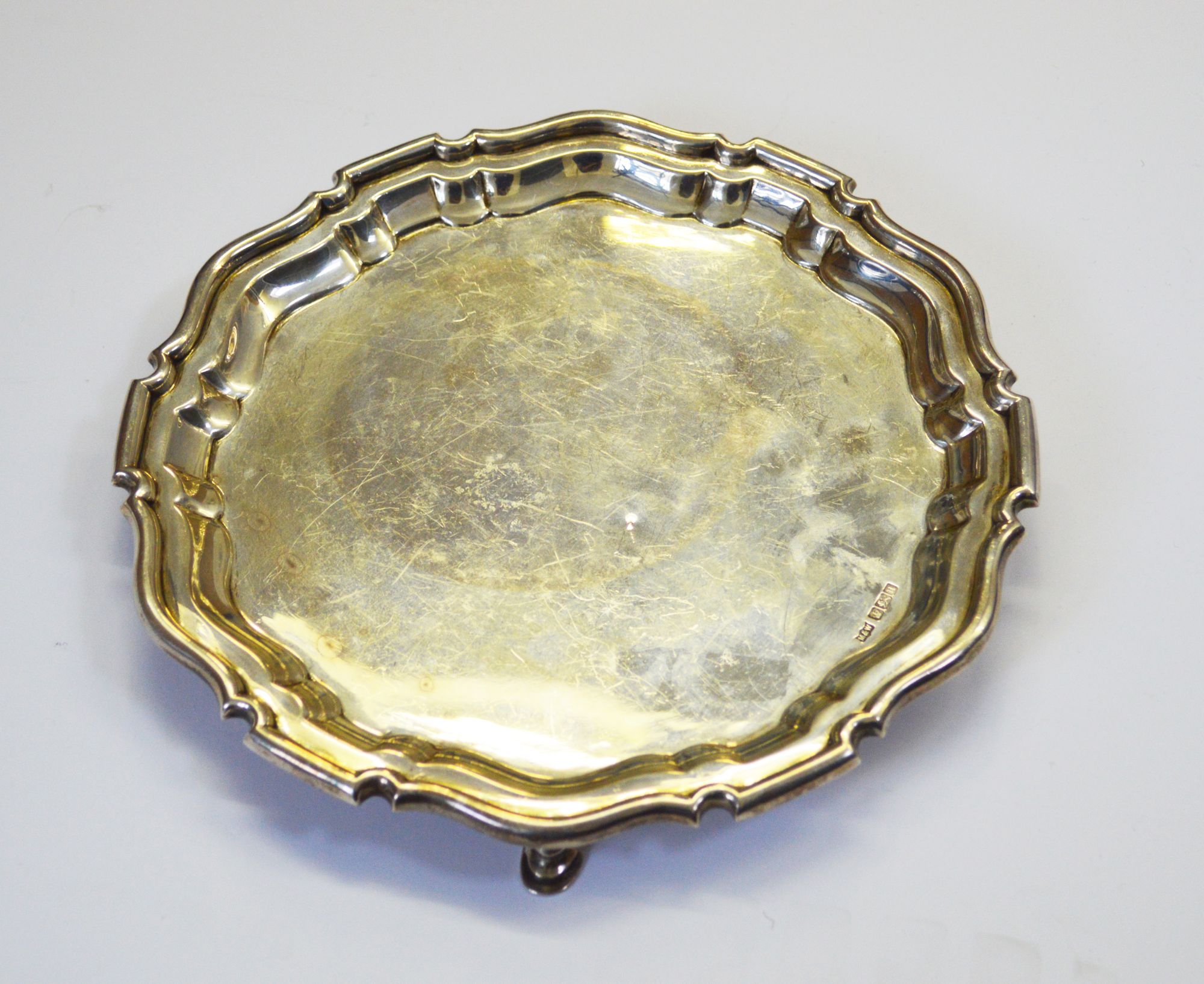 An Edward VII silver salver, Sheffield c.