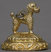 A 9 ct gold fob seal Mounted with a poodle. 2.5 cm high.
