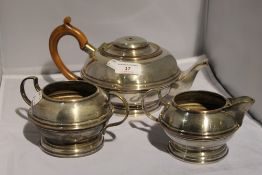 A plated tea set