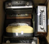 A quantity of vintage radios