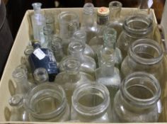 A quantity of vintage bottles