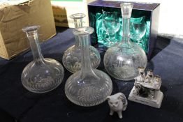 A quantity of glass and ceramics