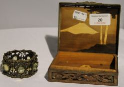 An Oriental box and bracelet