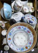 A quantity of decorative china