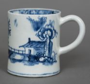 An 18th century Lowestoft porcelain coffee can Decorated with the Long Fence pattern. 6 cm high.