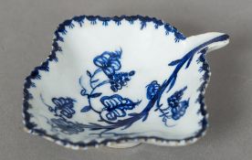 An 18th century Lowestoft porcelain pickle dish The leaf moulded body decorated with fruiting vine.