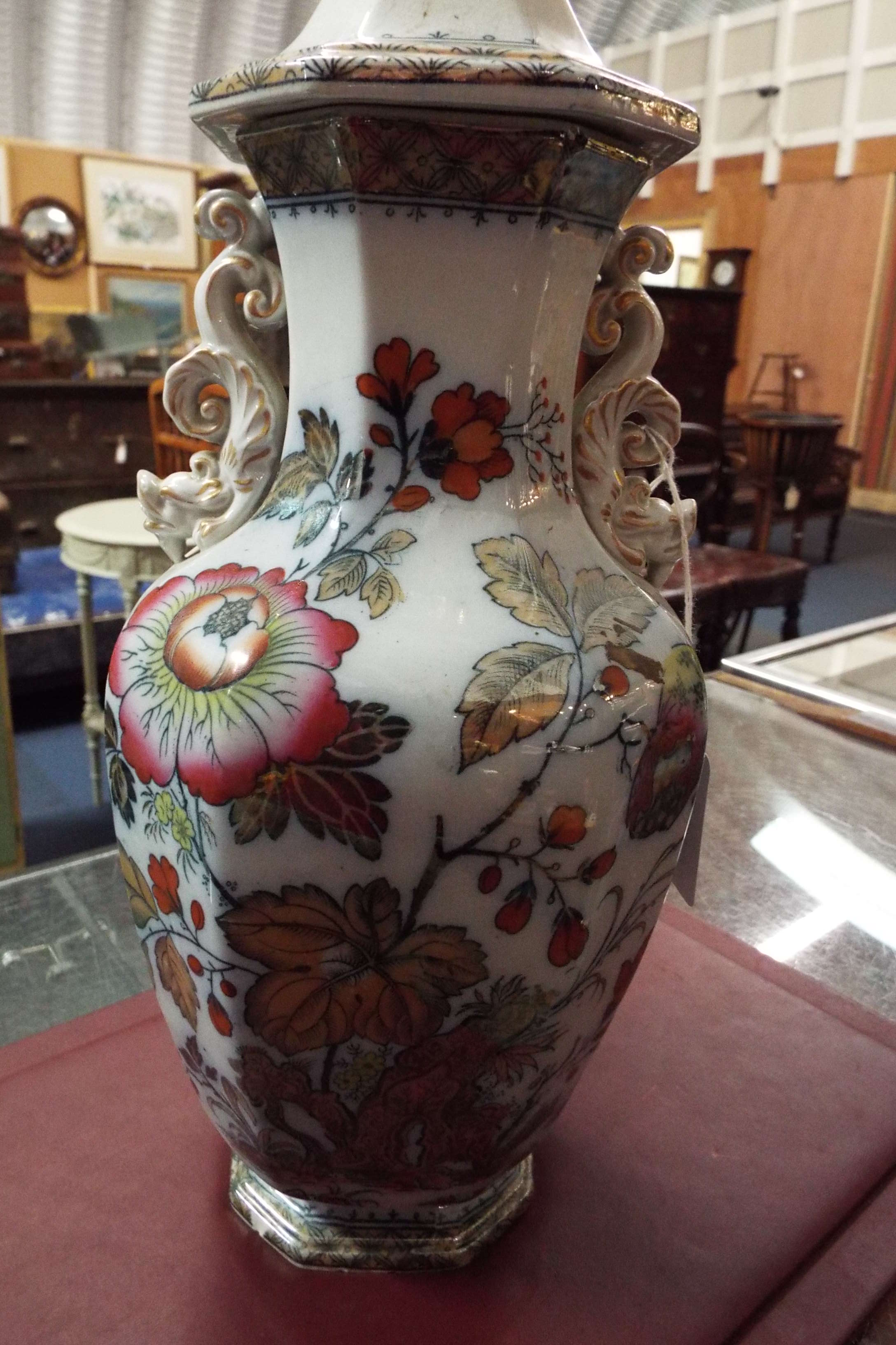 A pair of 19thC Chinese style lidded vases Damage to top right and hairline crack - Image 10 of 11