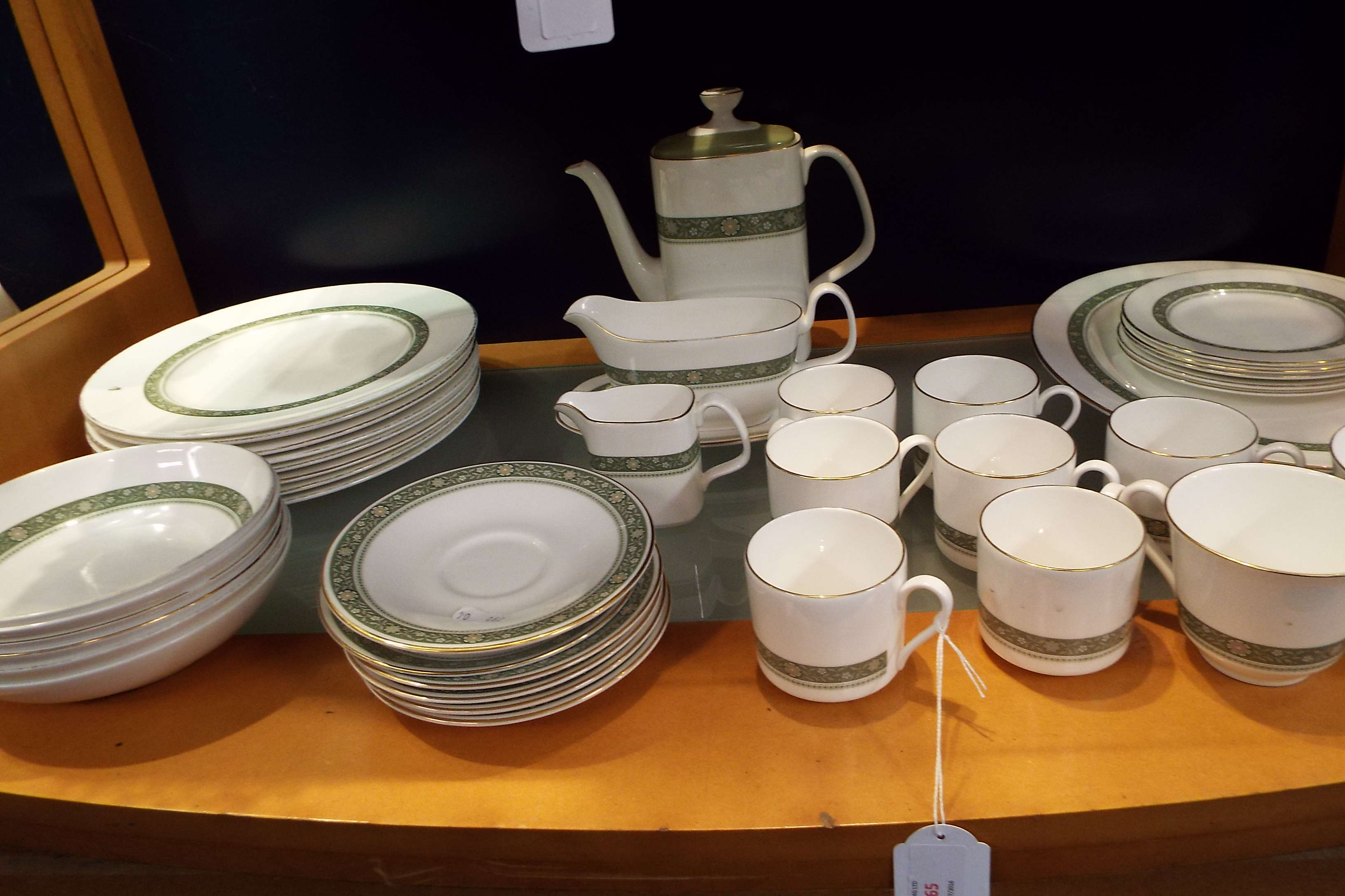 A part Doulton & Co dinner service in 'Rondelay' pattern, number H.