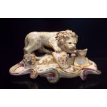 An 18thC French armorial lion mounted desk tidy,