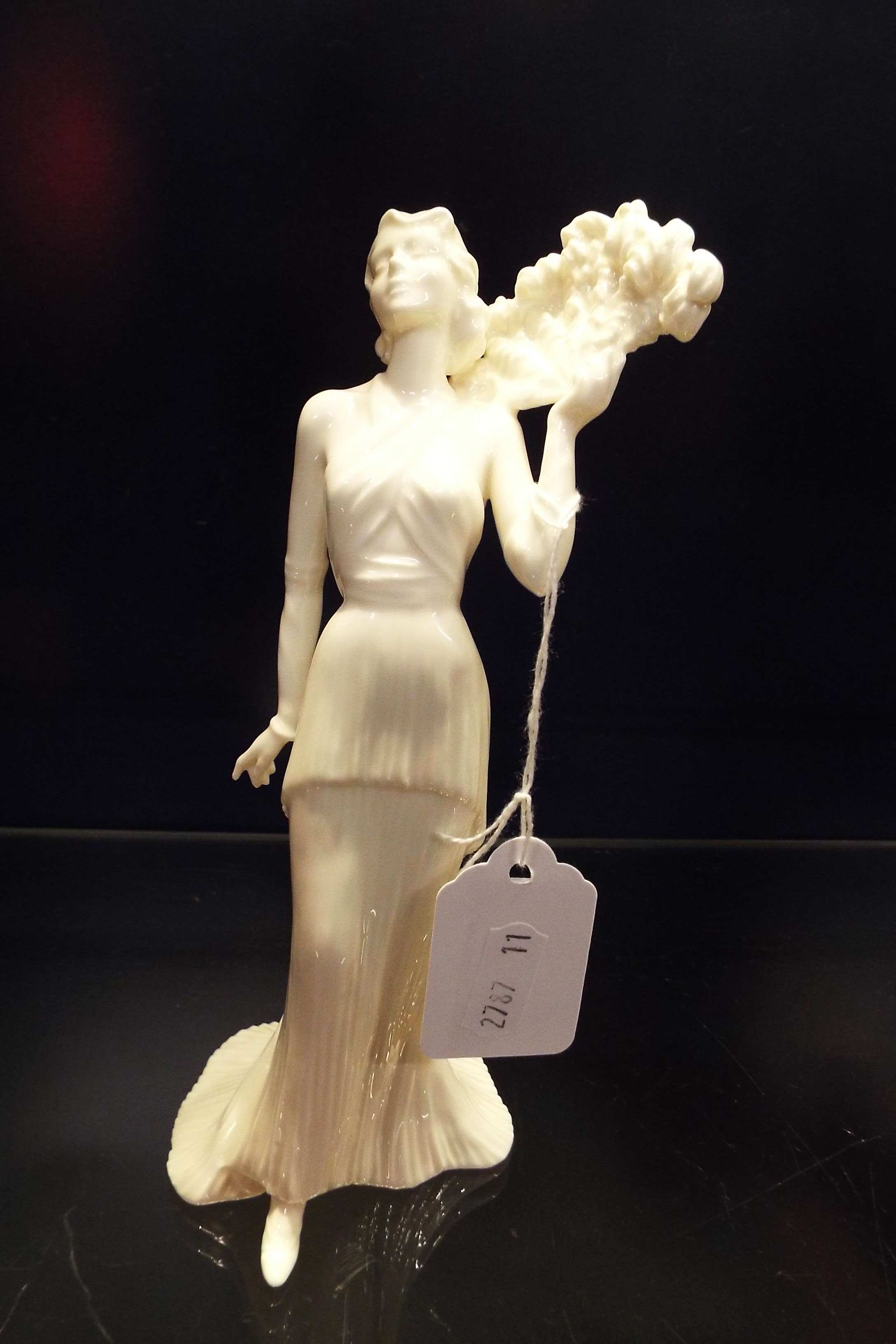 A Coalport In Vogue Collection figurine 'Vivien'