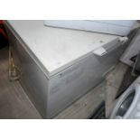 Chest freezer