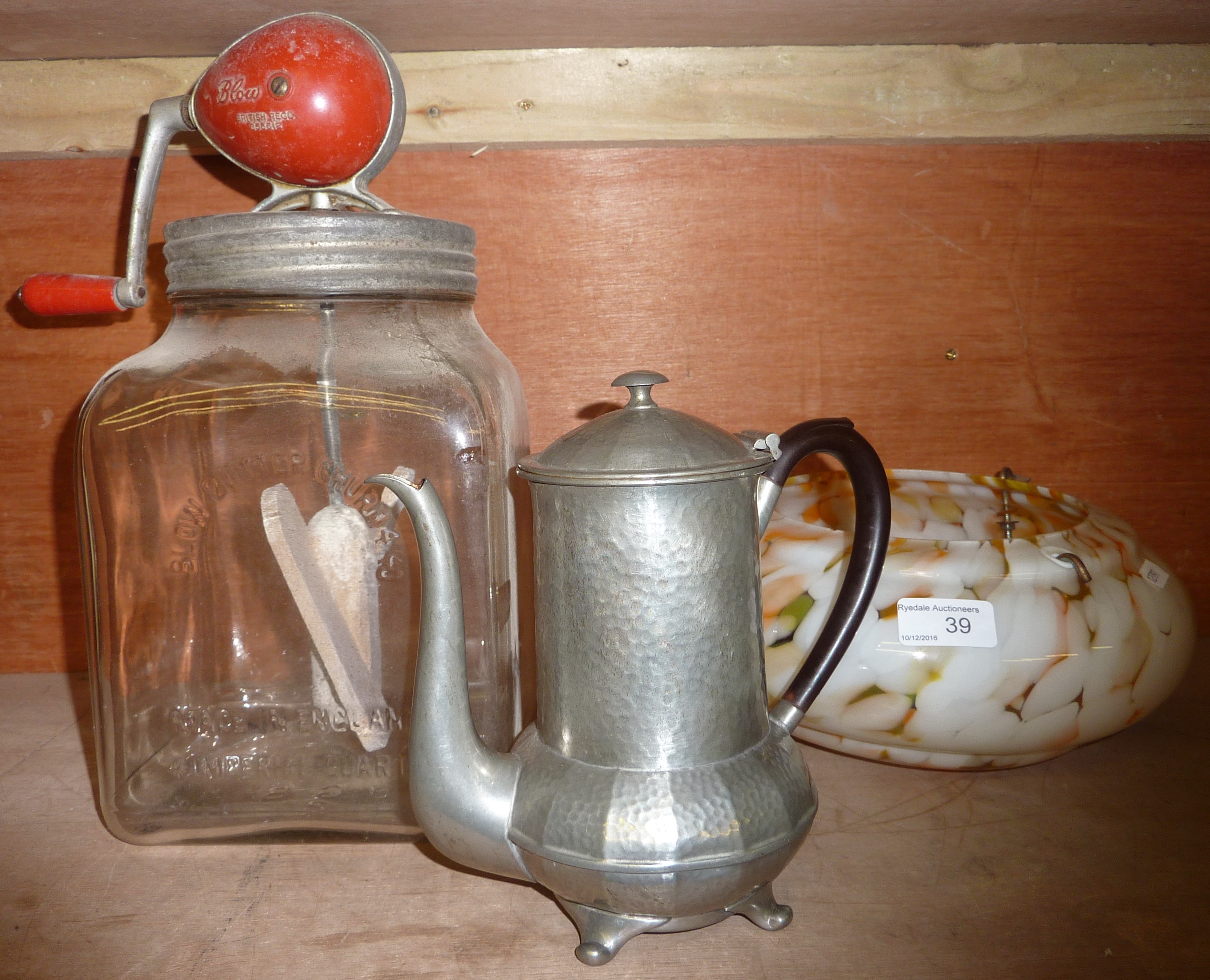 1920/30s mottled glass hanging centre shade,