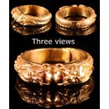 Property of a gentleman - a good late 19th / early 20th Chinese high carat gold dragon ring, the two